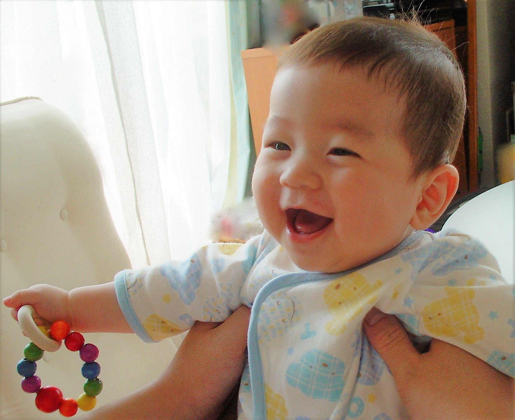 5ヶ月の赤ちゃんが喜ぶ遊び方と発達に合わせたおもちゃ